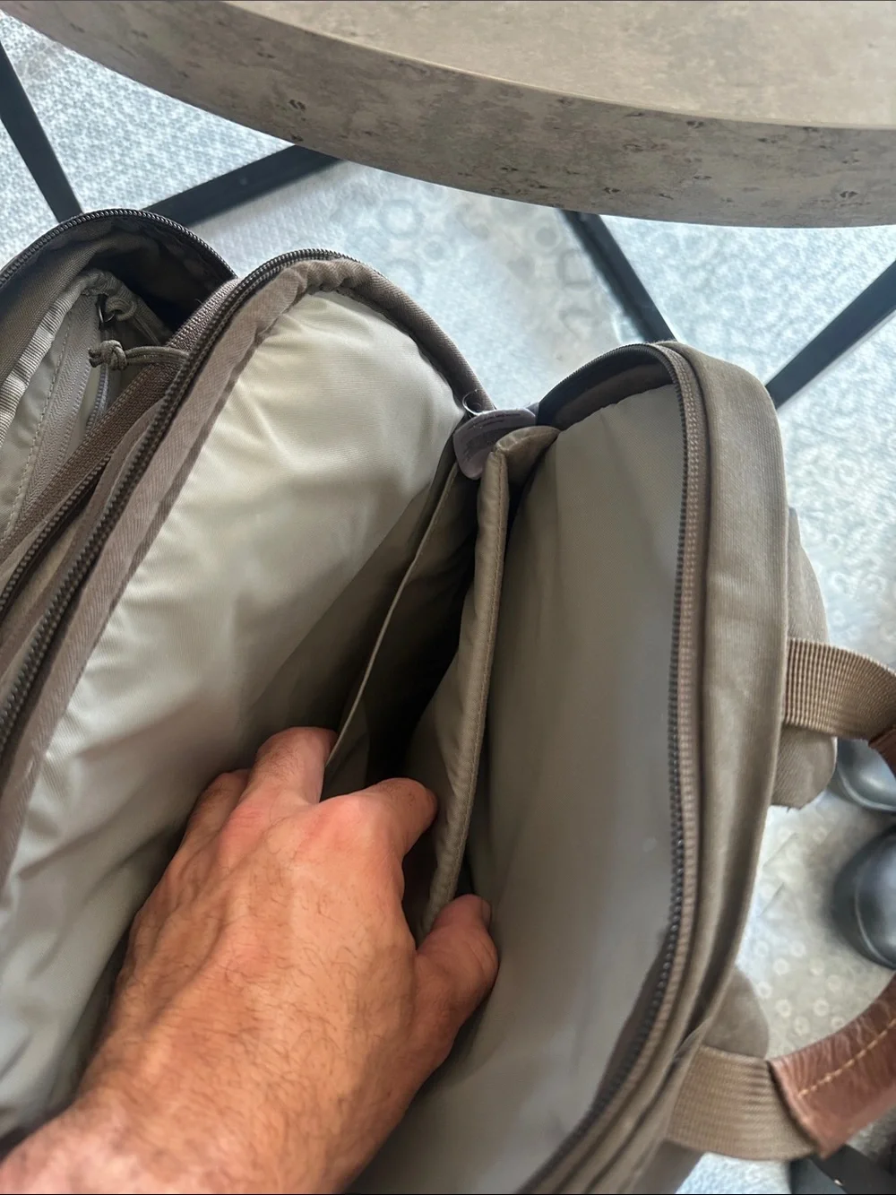 Fjällräven Räven 28L Backpack – Green – Excellent Condition